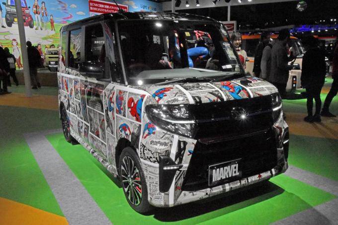 バカ売れ必至の軽クロスオーバーSUVコンセプトは年央に発売も！　遊びゴコロ全開のダイハツブース【東京オートサロン2020】