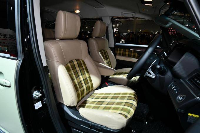 発売目前の新型eKスペースが初披露！　個性派SUVがズラリ揃った三菱自動車ブース【東京オートサロン2020】