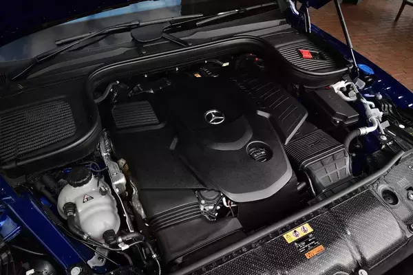 「【試乗】ディーゼル車と気づかないほどの加速フィールや静粛性！　メルセデス・ベンツGLE400dに非の打ち所ナシ」の画像