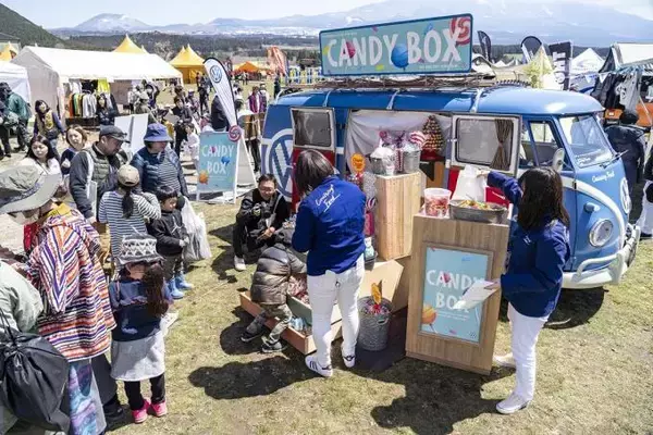 まずはバレンタインイベントにワーゲンバスが出没！　VWの人気コンテンツ「バスカスフェス」が2020年も開催