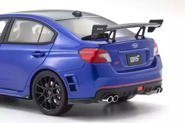 「今度はWRブルーだ！　人気の京商samuraiシリーズ「S208」の新色が400台限定で登場」の画像