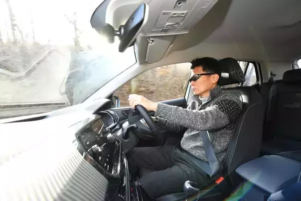 「【試乗】一番小さいSUVでも実力高し！　VW T-Crossが見せた軽快な走り」の画像