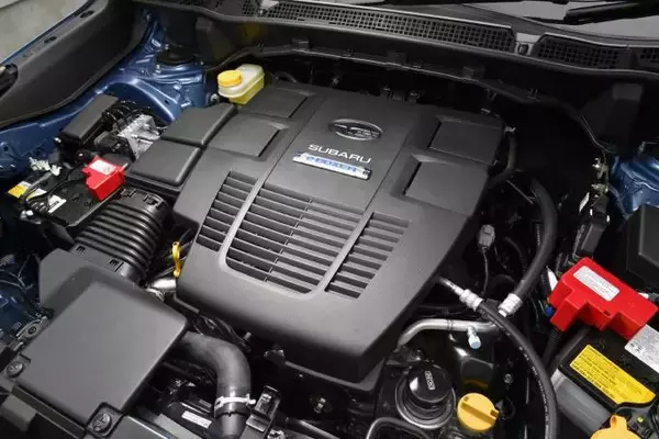 「【燃費悪いならエンジン車でいいんじゃない？】ハイブリッドの「うま味」が感じられないクルマ３選」の画像