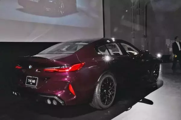 「2020年もMで攻める！　BMWがレーシングテクノロジー直結の究極スポーツカー「M8グランクーペ」を発売」の画像