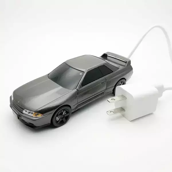 待望の第2弾はR32！　日産公認のスカイラインGT-R型モバイルバッテリーの新作が発売中