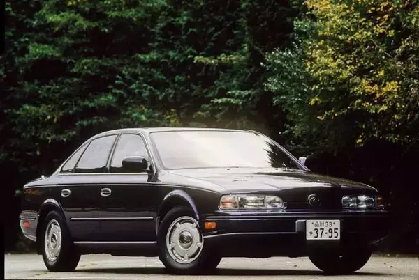 「【鉄仮面やR32など過去にはないクルマも存在！】クルマに「フロントグリル」は必要あるのか」の画像