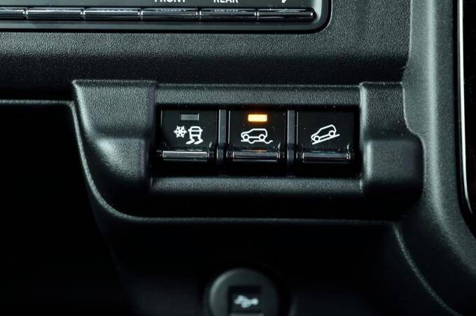 試乗 遊べる軽 のスズキ ハスラーは 使える軽 だった バカ売れ間違いなしの超絶進化 年2月7日 エキサイトニュース 3 4