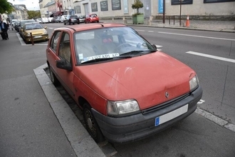 【日本のクルマはきれいすぎ！】欧米でも汚いクルマだらけの海外の洗車事情