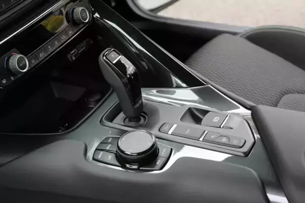 「トヨタとBMWの共作「GRスープラ」！　カギも室内のアチコチもBMWのままな理由とは」の画像