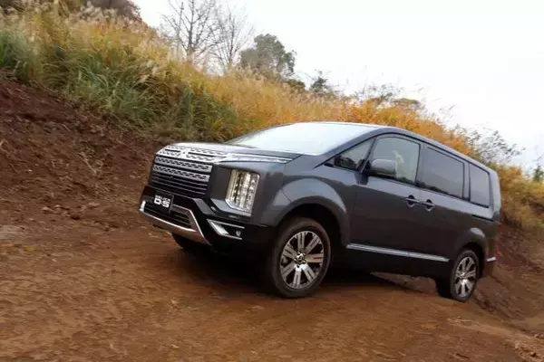 「生涯を共にするにふさわしい伴侶！　終のクルマにオススメの現行モデル5選」の画像