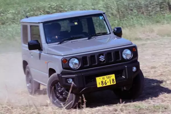 「アクティブな人が「雰囲気SUV」を掴むと後悔！　アウトドア派が選ぶべき小型SUV５選」の画像