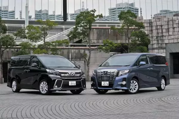 小型ミニバンに「ほとんど座れない」3列目席が設定されたワケ