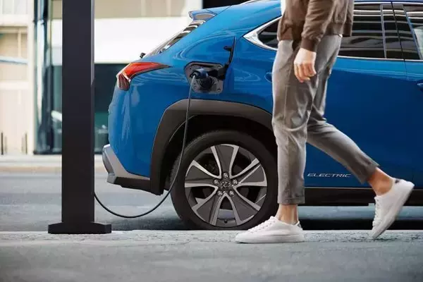 「年間の世界販売台数で明暗！　日産連合がトヨタグループに抜かれたワケ」の画像