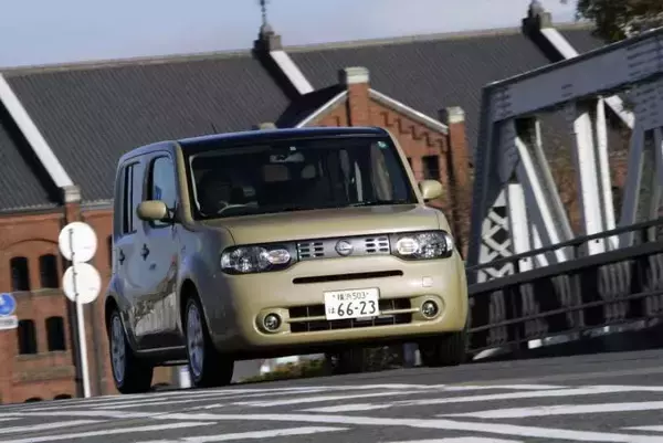 「販売比率わずか11%の日本市場は置き去り！　ヤリスが登場しフィットが新型になっても日産がマーチを放置するワケ」の画像