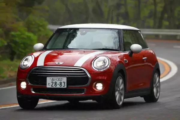 「「買うは高く売るは安い」という常識を覆す「値落ちしにくい」輸入車とは」の画像