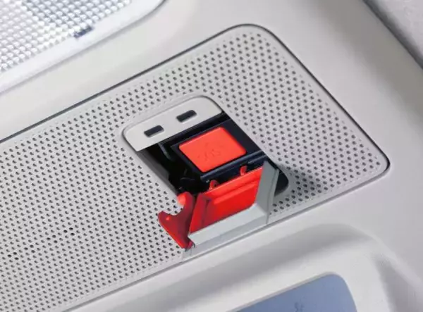 「安全装備が簡素！　走破性で劣る！　安易に最廉価グレードを選ぶべきではないクルマ４選」の画像