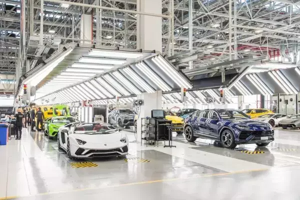 「グループ化が鍵！　ランボルギーニやロールス・ロイスなど少量販売の超高級自動車ブランドが成り立つワケ」の画像