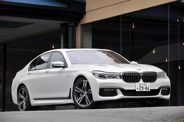 「ドライなアメリカ人と浪花節の日本人？　お国柄クッキリの新車ディーラーマンの「愛車」事情」の画像