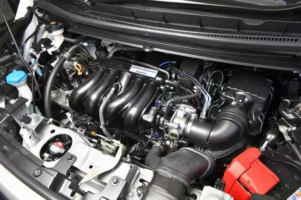 「コスト削減に繋がることも！　自動車メーカーが「別グルマ」かのようなビッグマイナーチェンジを行う複雑な事情」の画像