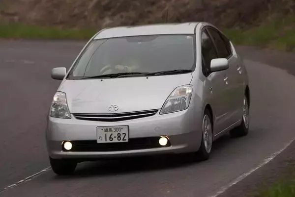 日本を埋め尽くすハイブリッド車が欧州でも伸び！　一方その他海外とは温度差