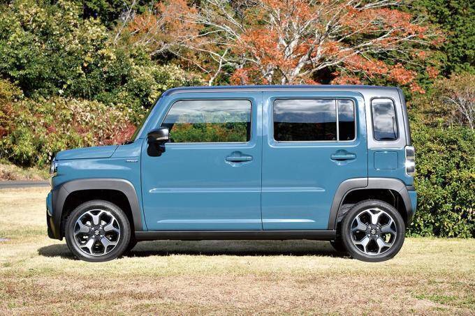 キープコンセプトに見えて大幅進化！　新型スズキ・ハスラーの内外装をチェック