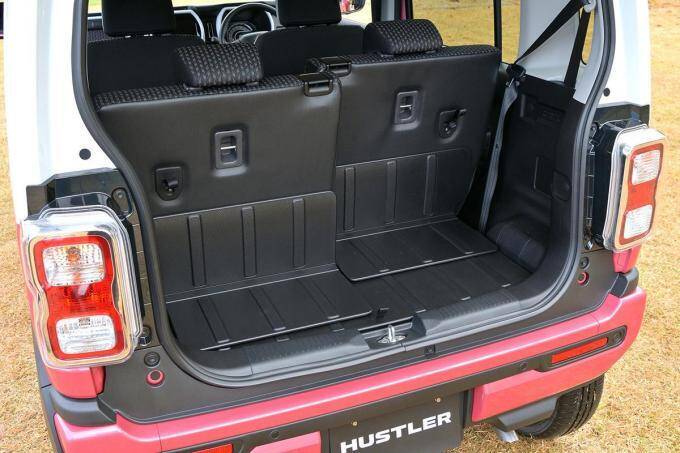 キープコンセプトに見えて大幅進化！　新型スズキ・ハスラーの内外装をチェック