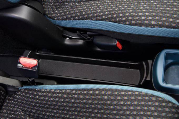 キープコンセプトに見えて大幅進化！　新型スズキ・ハスラーの内外装をチェック