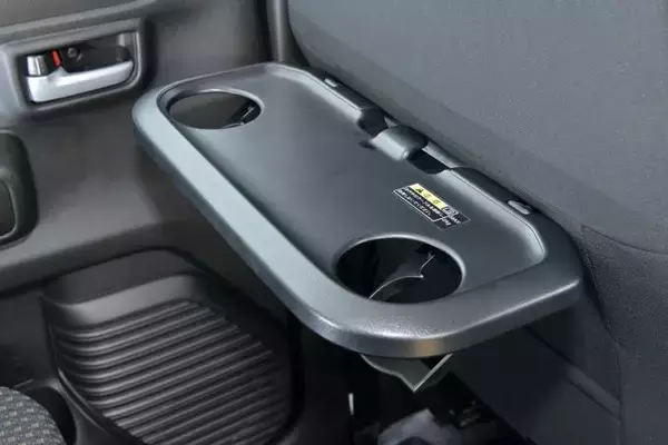 「キープコンセプトに見えて大幅進化！　新型スズキ・ハスラーの内外装をチェック」の画像