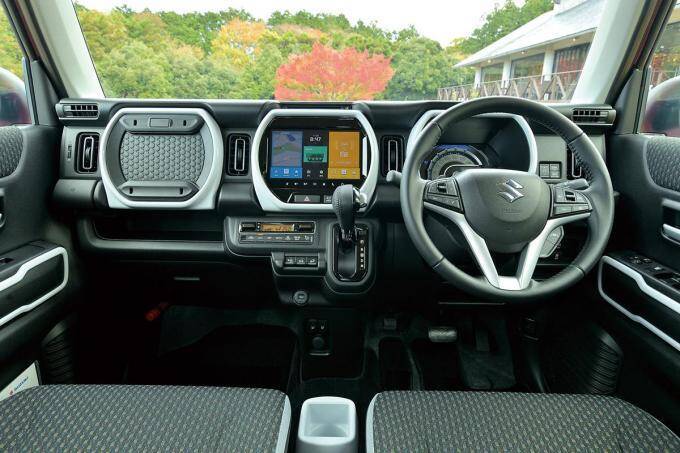 キープコンセプトに見えて大幅進化！　新型スズキ・ハスラーの内外装をチェック