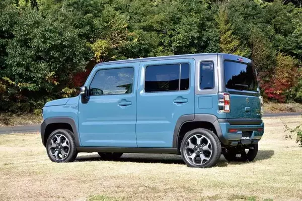 「キープコンセプトに見えて大幅進化！　新型スズキ・ハスラーの内外装をチェック」の画像