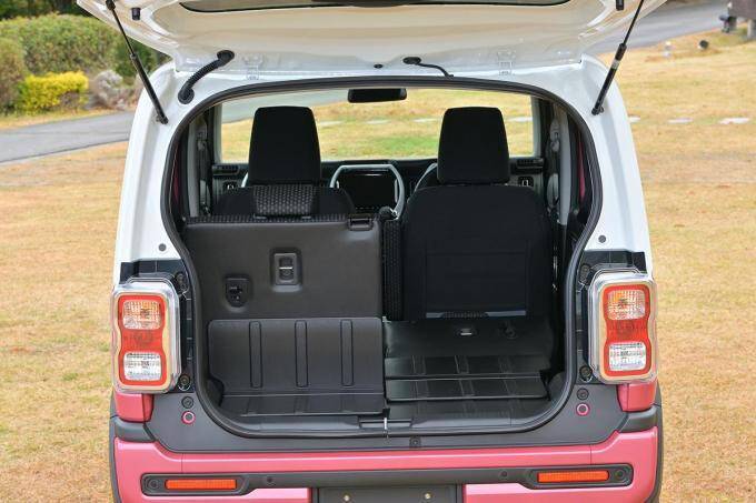 キープコンセプトに見えて大幅進化！　新型スズキ・ハスラーの内外装をチェック