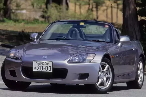 AT限定免許じゃ味わえない！　軟弱者拒否のMTしか選べなかったクルマ５選