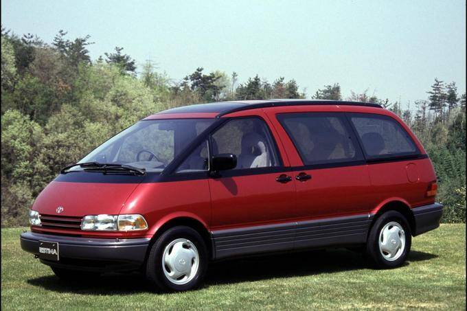 数多くのモデルが誕生！　トヨタ・グランエースへ続くトヨタが生み出したミニバンの歴史を辿る