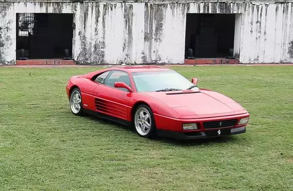 「「車検200万円」「すぐ壊れる」はウソ！　 庶民でも狙える「フェラーリ」の本当の維持費と驚きの下取り価格」の画像