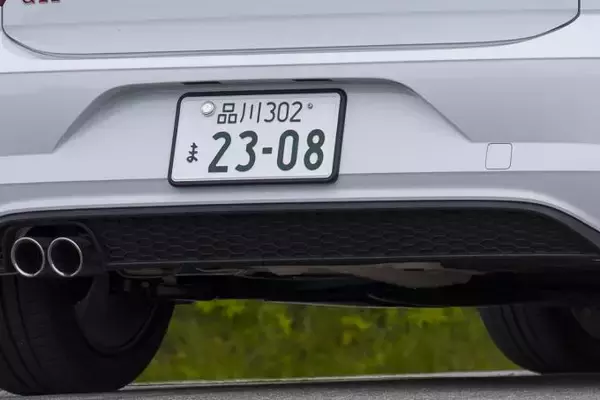 「イマドキのクルマにも遊び心はある！　機能的には無意味な「なんちゃって装備」」の画像