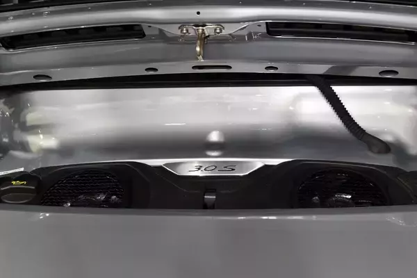 「70年前から同じカタチ！　ポルシェ911が姿を変えない理由とは？」の画像