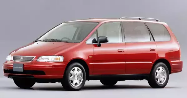 「ここまで流行るとは予測不可能？　ブームを巻き起こしたジャンルの「開拓車」４選」の画像