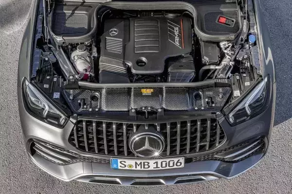「メルセデスAMG GLE53 4MATIC＋登場！　直6ターボ＆電動スーパーチャージャーで435馬力を発揮」の画像