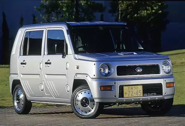 クルマの魅力不足？　時代のせい？　意欲作なのに一代で消えた悲しき軽自動車５選