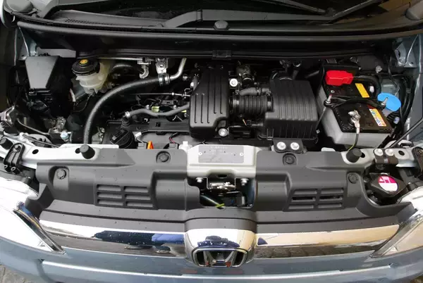 「クルマの魅力不足？　時代のせい？　意欲作なのに一代で消えた悲しき軽自動車５選」の画像