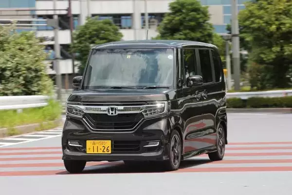 「総額200万オーバーの軽自動車だらけで小型普通車との差はほとんどなし！　それでもいま軽がバカ売れする理由とは」の画像