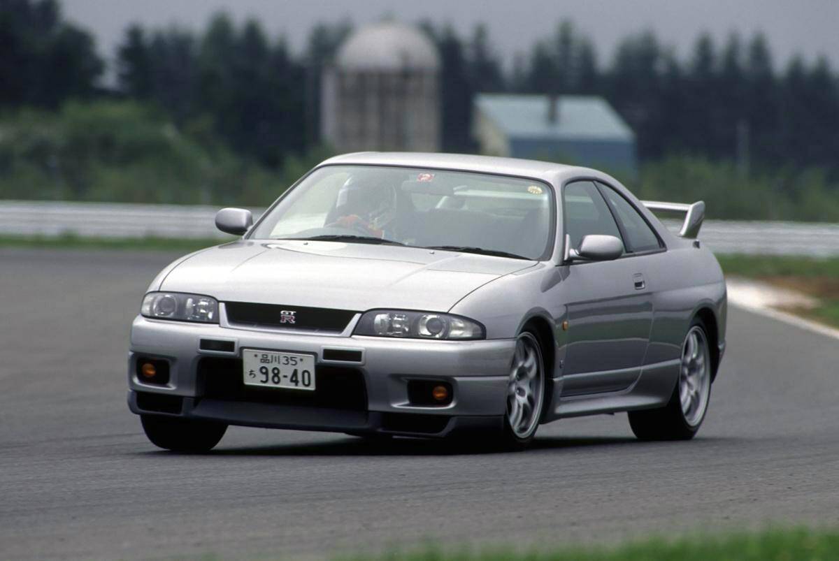 日本車史上最高傑作の第二世代スカイラインgt R R32 R33 R34 の違いといまの中古車相場 年6月8日 エキサイトニュース 3 3