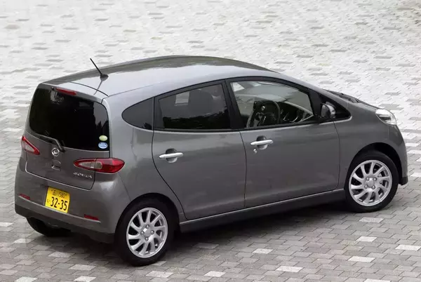 「CVTの夜明けを担った意欲作！　なのに１代限りで消滅した残念なクルマ４選」の画像