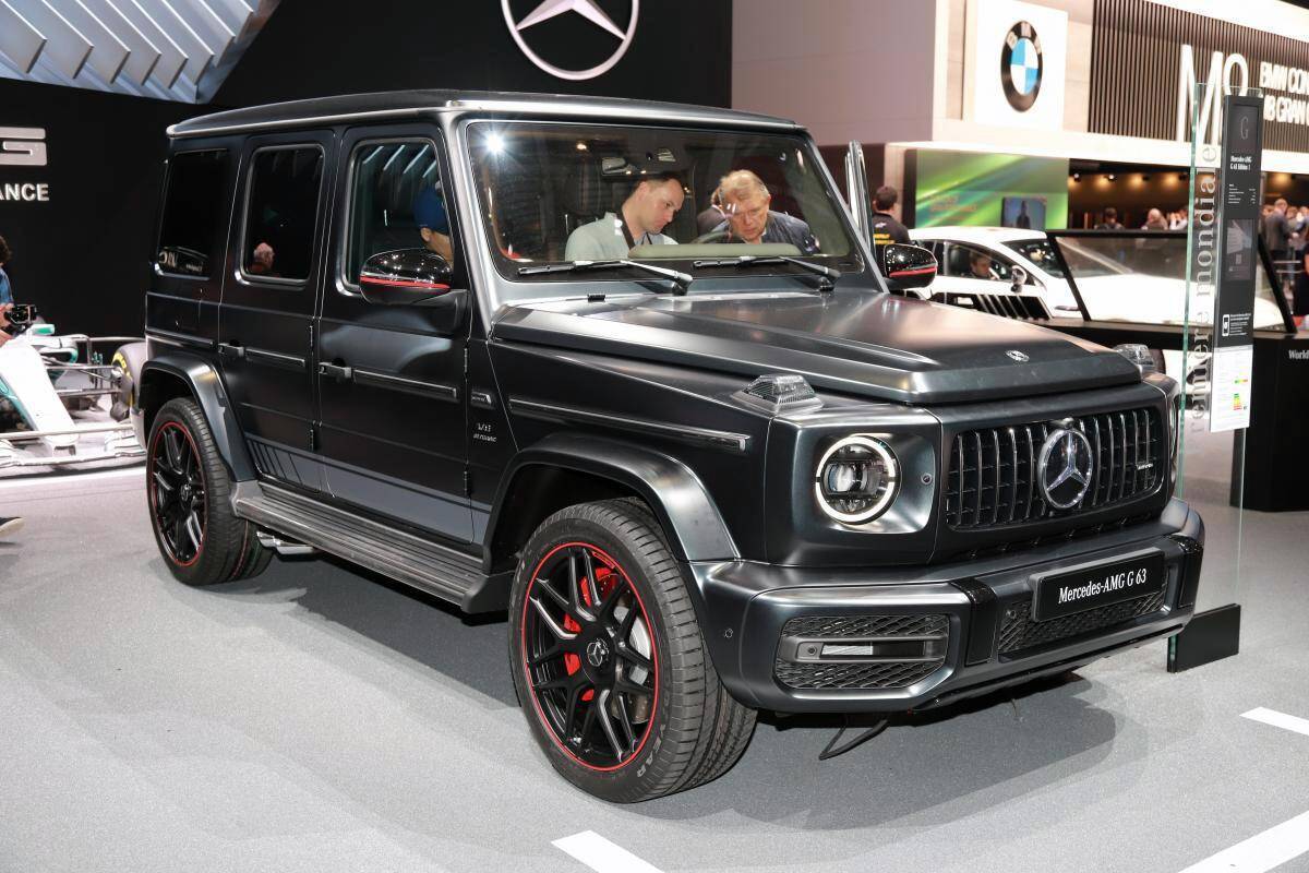 「燃費激ワル」でも存在を「悪」とは呼ばないで！　ガソリン使いまくりの「衝撃燃費」現行車５選