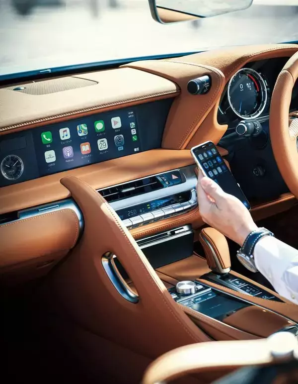 「レクサスLC待望のコンバーチブルが登場！　内外装色にこだわった特別仕様車も60台限定で発売」の画像