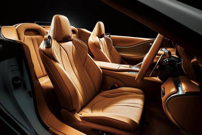 レクサスLC待望のコンバーチブルが登場！　内外装色にこだわった特別仕様車も60台限定で発売