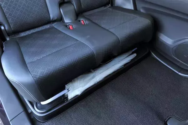 「日本車ってやっぱりスゴかった！　世界の誰もマネできない「超おもてなし」装備７選」の画像