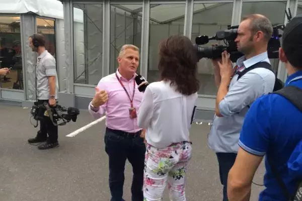 「レーシングドライバー仲間もあぜん！　ル・マンでマツダ787Bを優勝に導いた３人組の「超悪ガキ」伝説」の画像