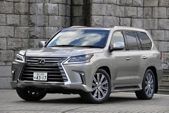 なんと7000cc超えも！　この時代に「エコ」を無視した「大排気量エンジン」を積むクルマたち