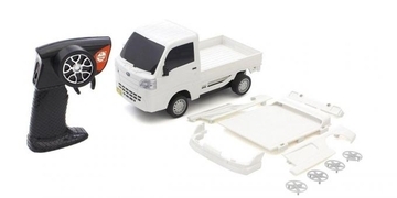 荷物を乗せて軽快に走る！　京商から人気の軽トラ「スバル・サンバー」のラジコンが発売中